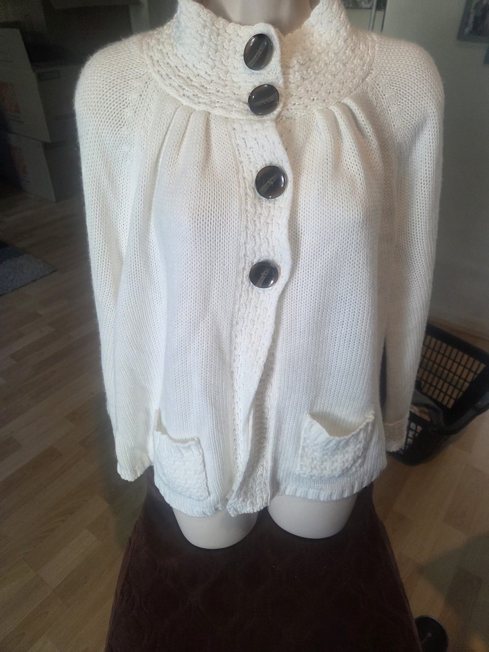 Style & Co Cozy Women’s Cream Button-Front Knit Sweater Cardigan Size Large.